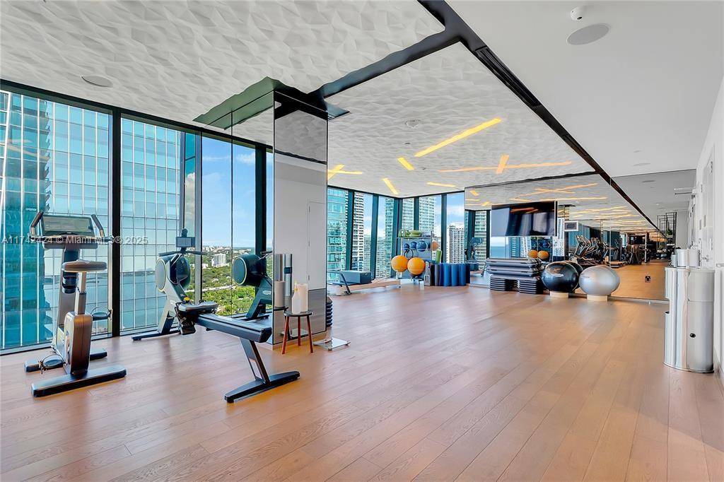 Miami, FL 33131,1451 Brickell Ave #1202