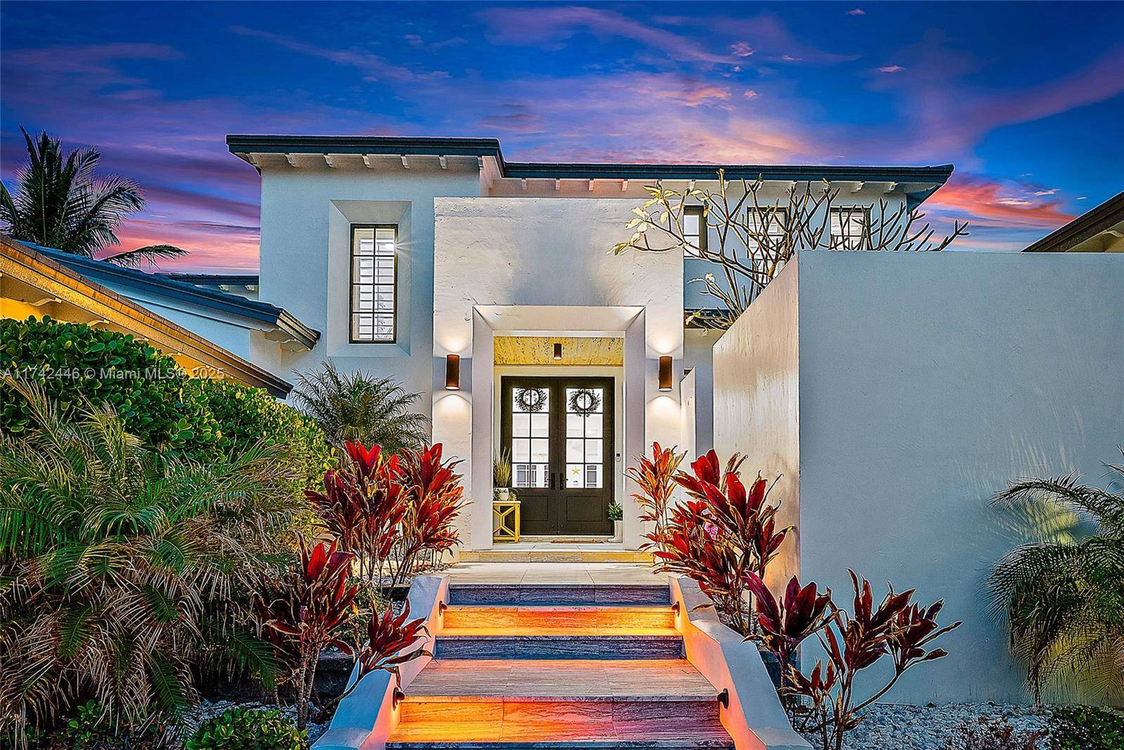 Jupiter Inlet Colony, FL 33469,22 Ocean Dr