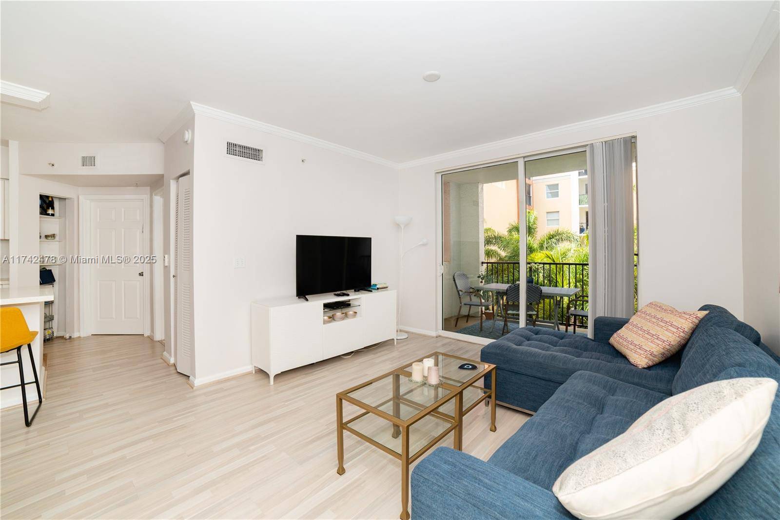 Sunny Isles Beach, FL 33160,17150 N Bay Rd #2517