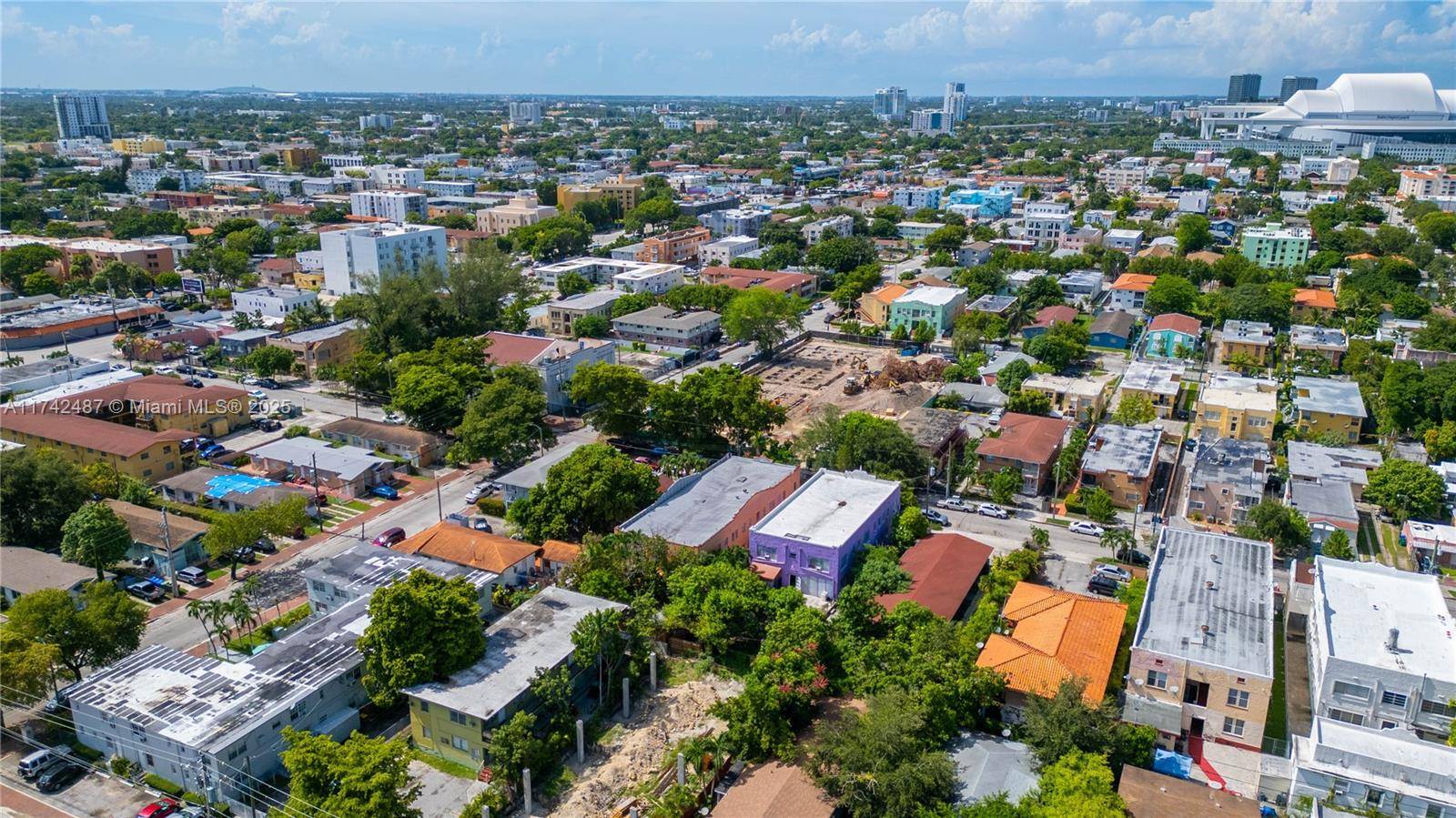 Miami, FL 33135,1560 SW 5th St
