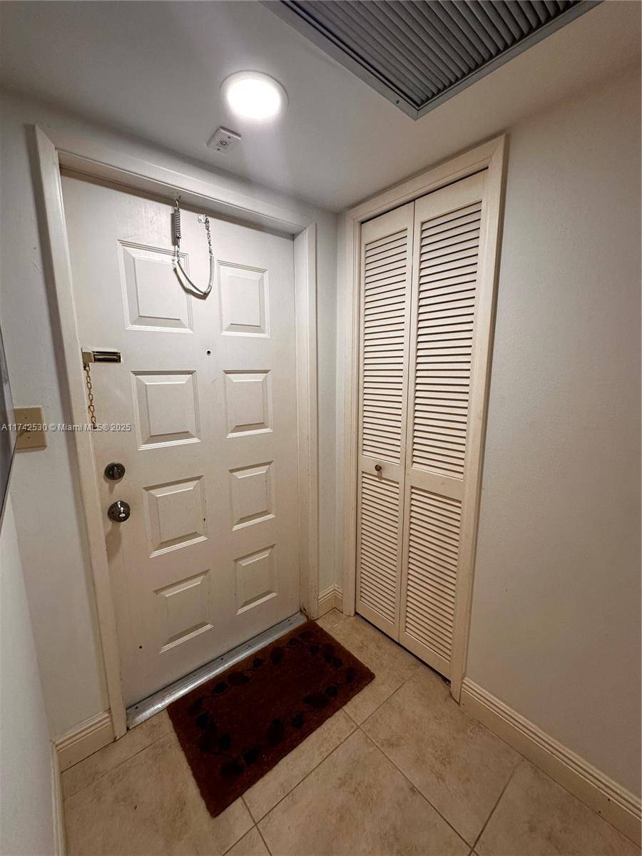 Pompano Beach, FL 33069,4261 W Palm Aire Dr #207