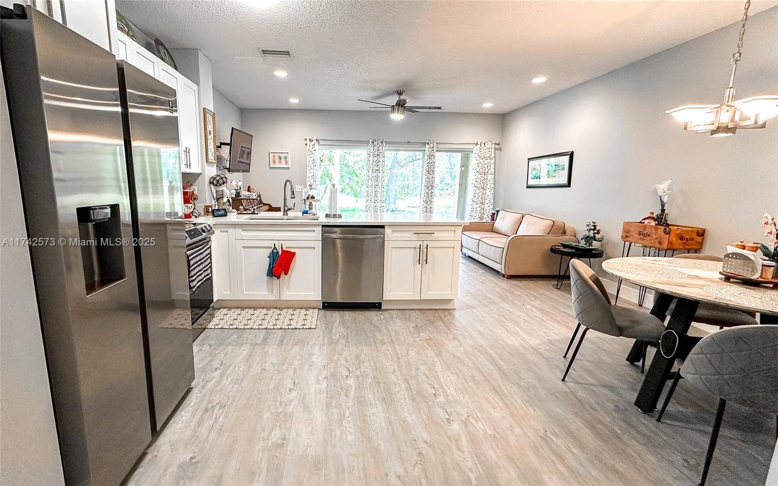 Lake Worth, FL 33467,7413 Smithbrooke Dr #7413