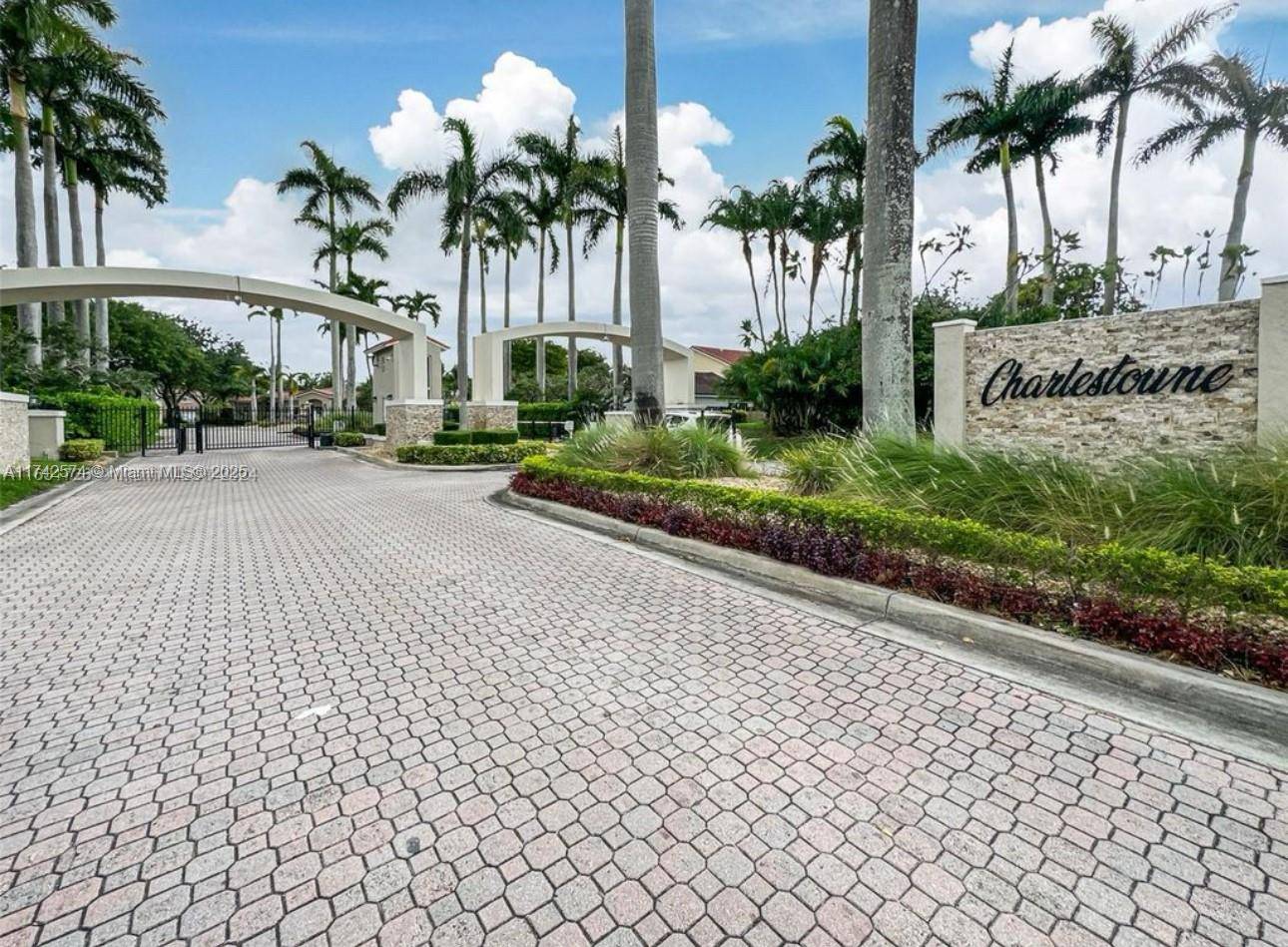Miami, FL 33186,10180 SW 138th  Ct