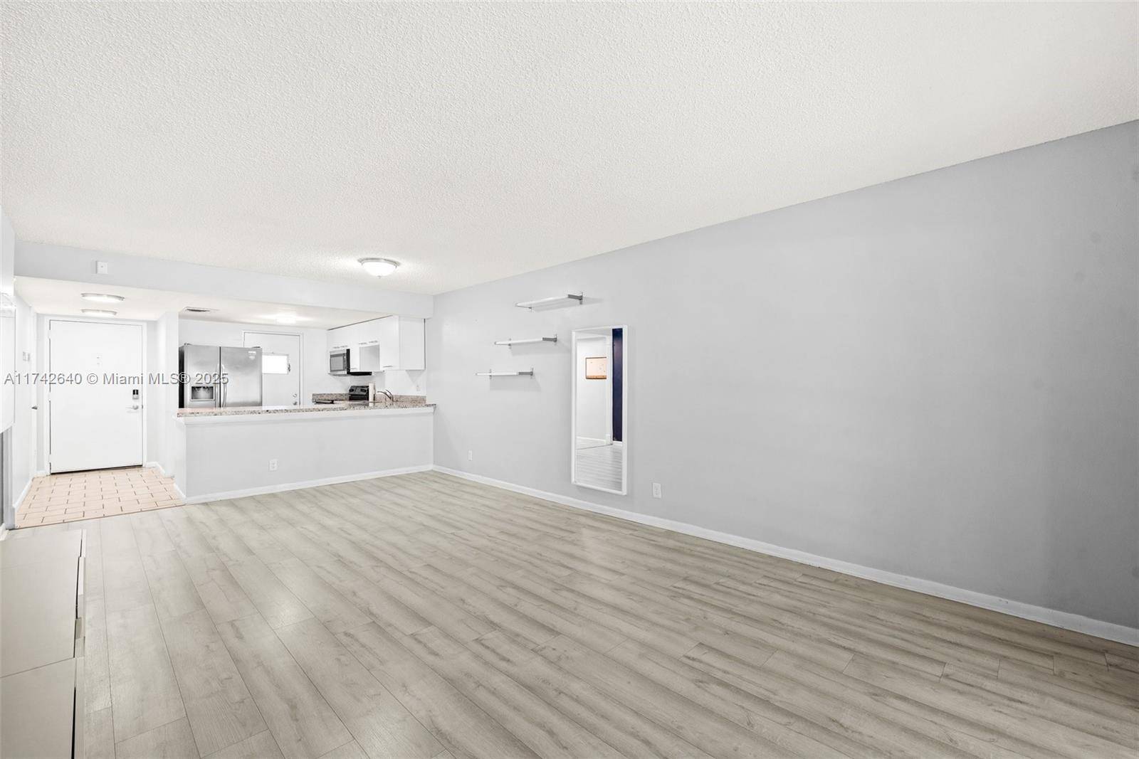 Pompano Beach, FL 33069,2302 S Cypress Bend Dr #210