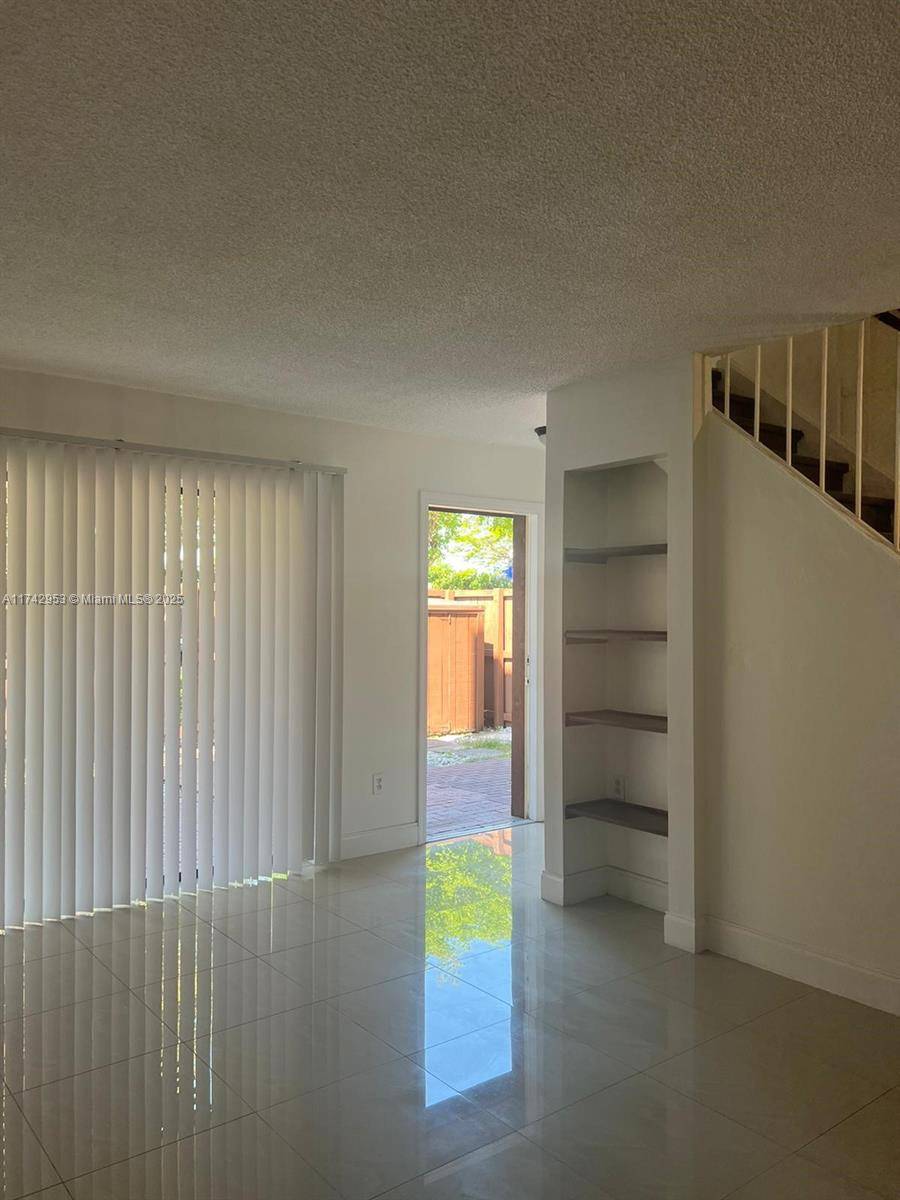 Miami, FL 33173,6455 SW 116th Pl #C