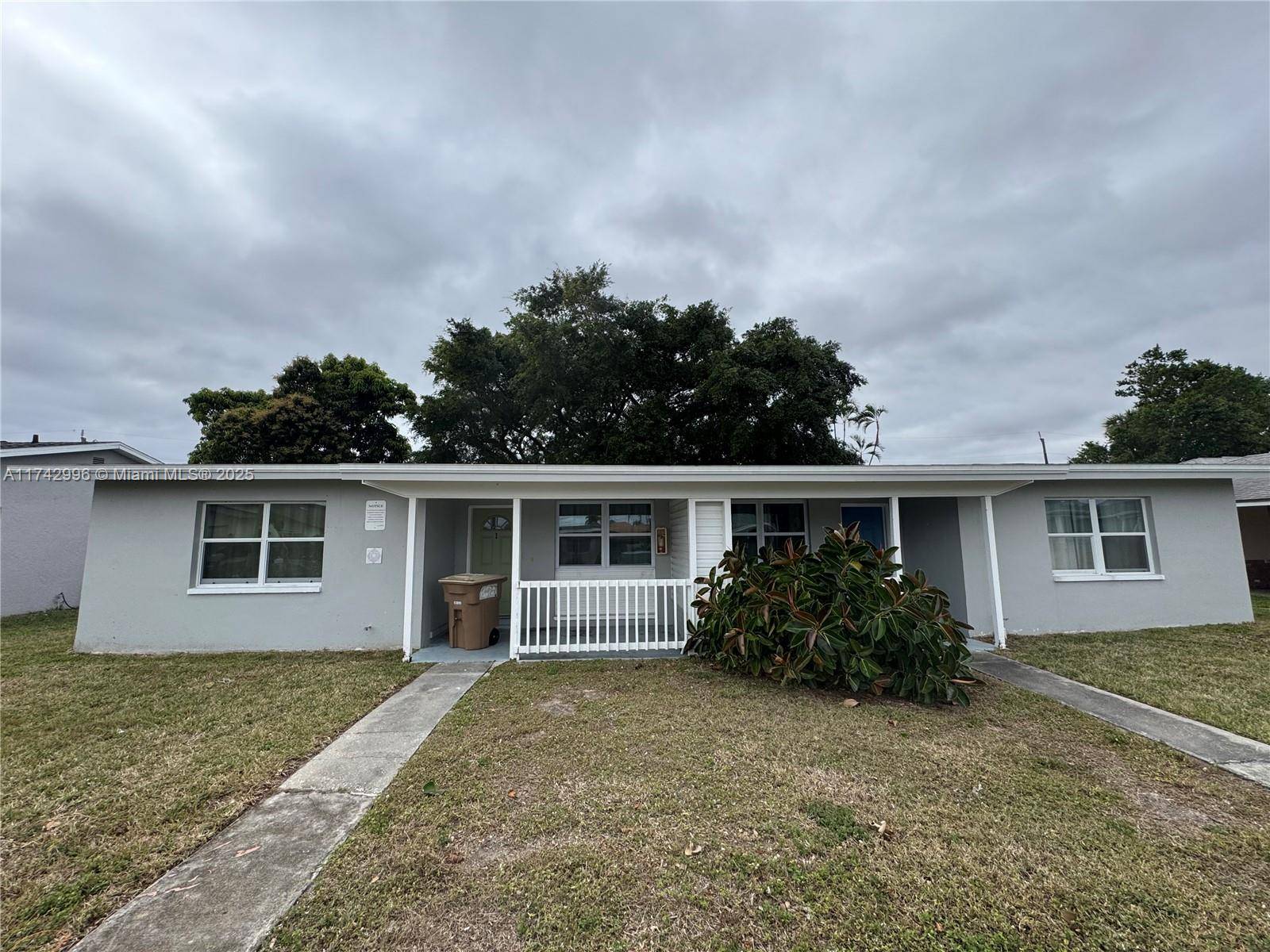 Cape Coral, FL 33904,4960 Vincennes Street
