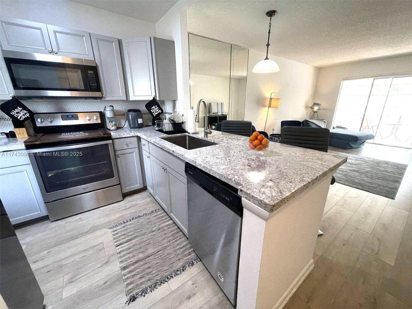 Lauderdale Lakes, FL 33319,5102 NW 36th St #611
