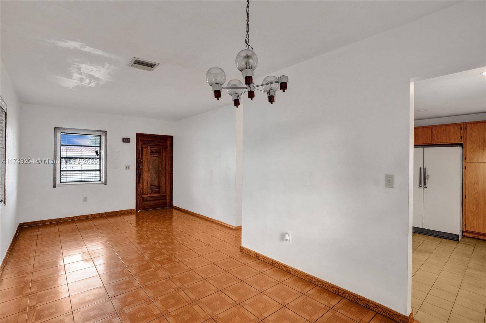 Hialeah, FL 33010,660 E 8th Ln