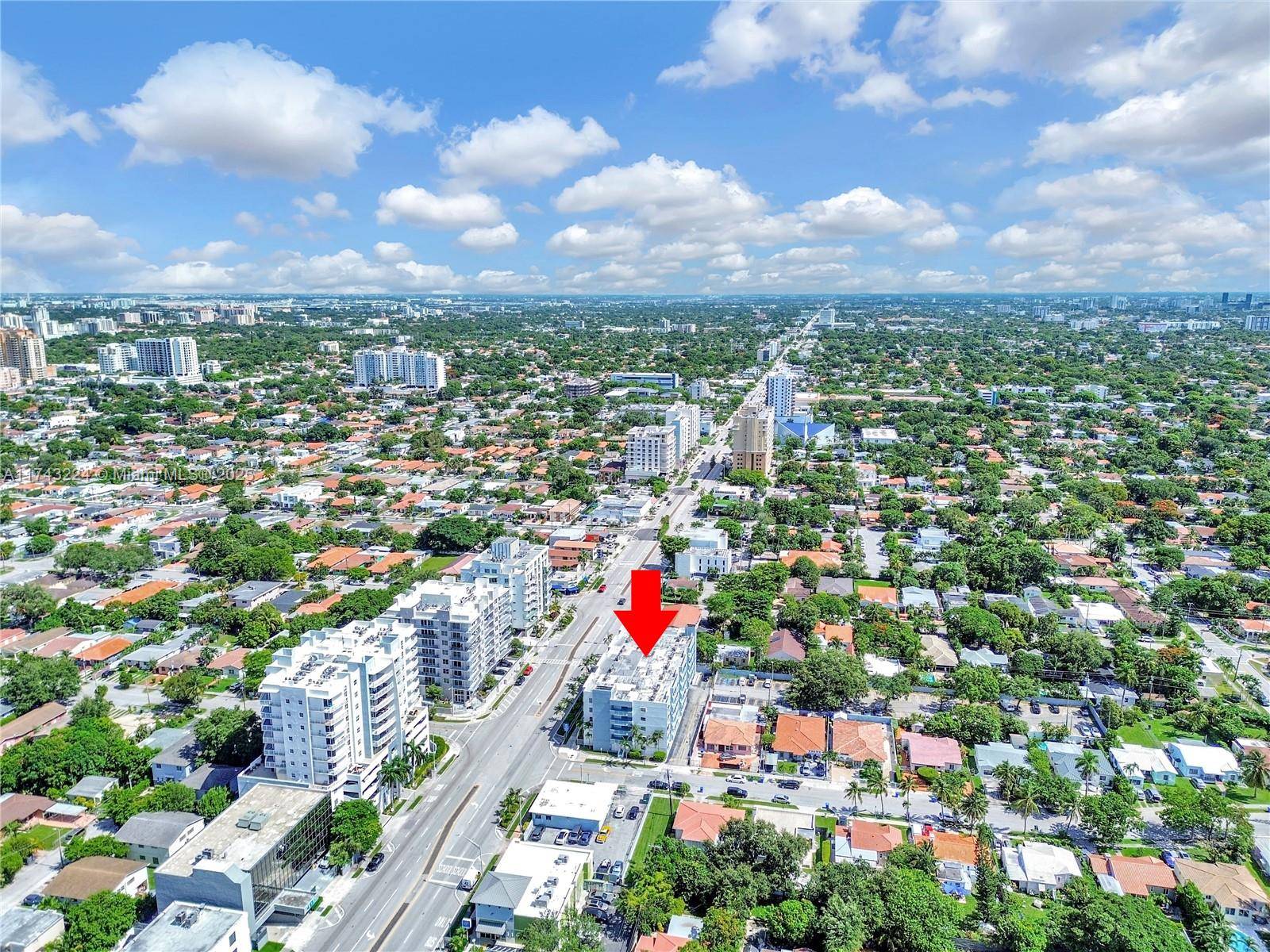 Miami, FL 33133,2575 SW 27th Ave #508