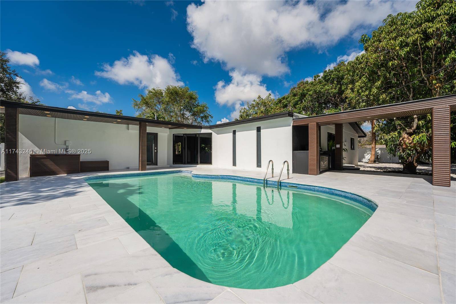 Palmetto Bay, FL 33157,15201 SW 87th Ct