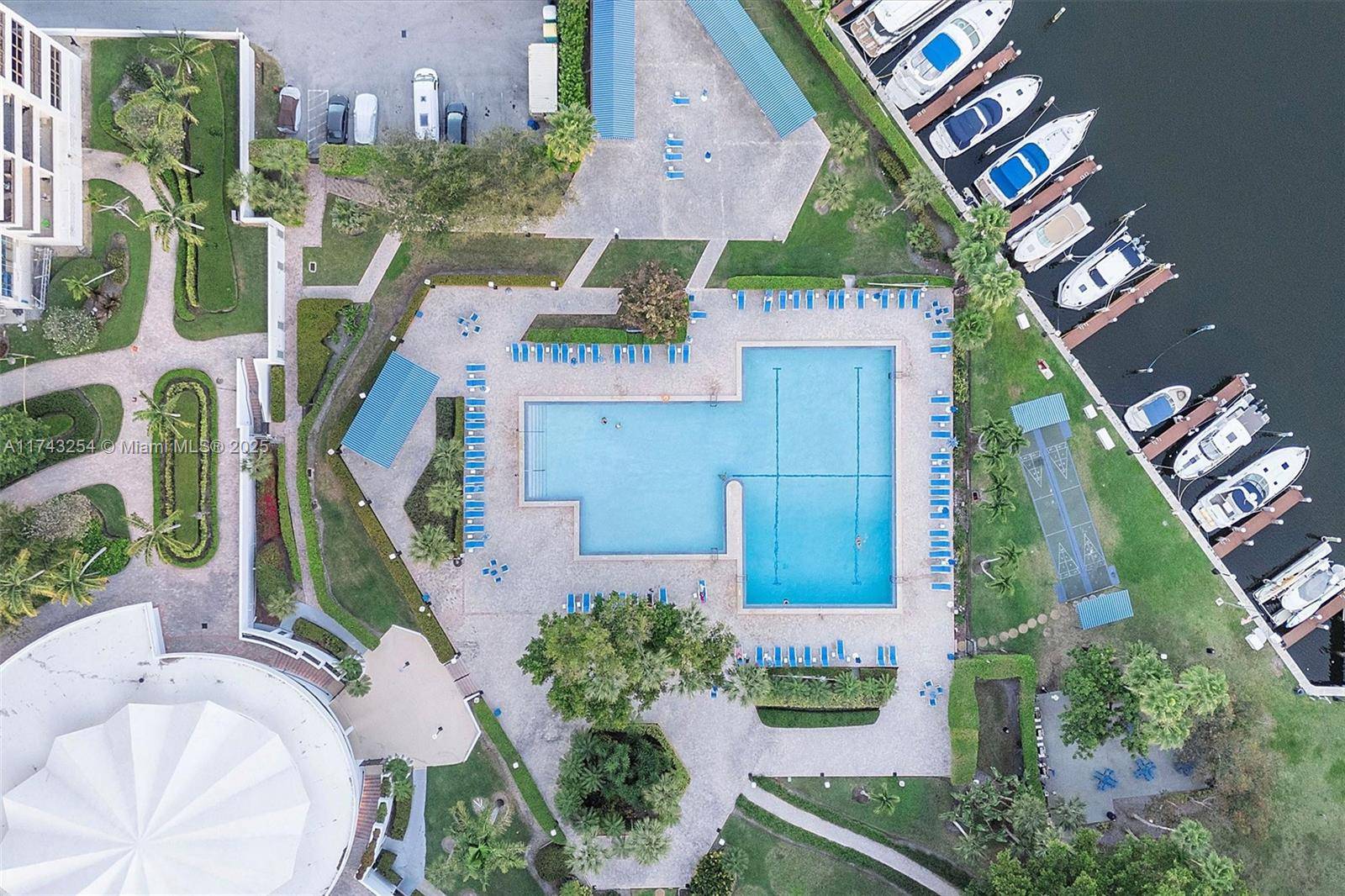 Hallandale Beach, FL 33009,500 Three Islands Blvd #411