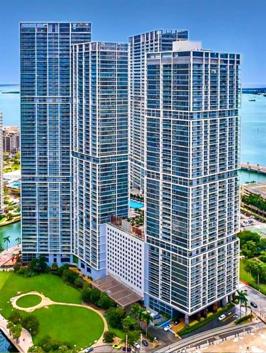Miami, FL 33131,475 Brickell Ave #4107