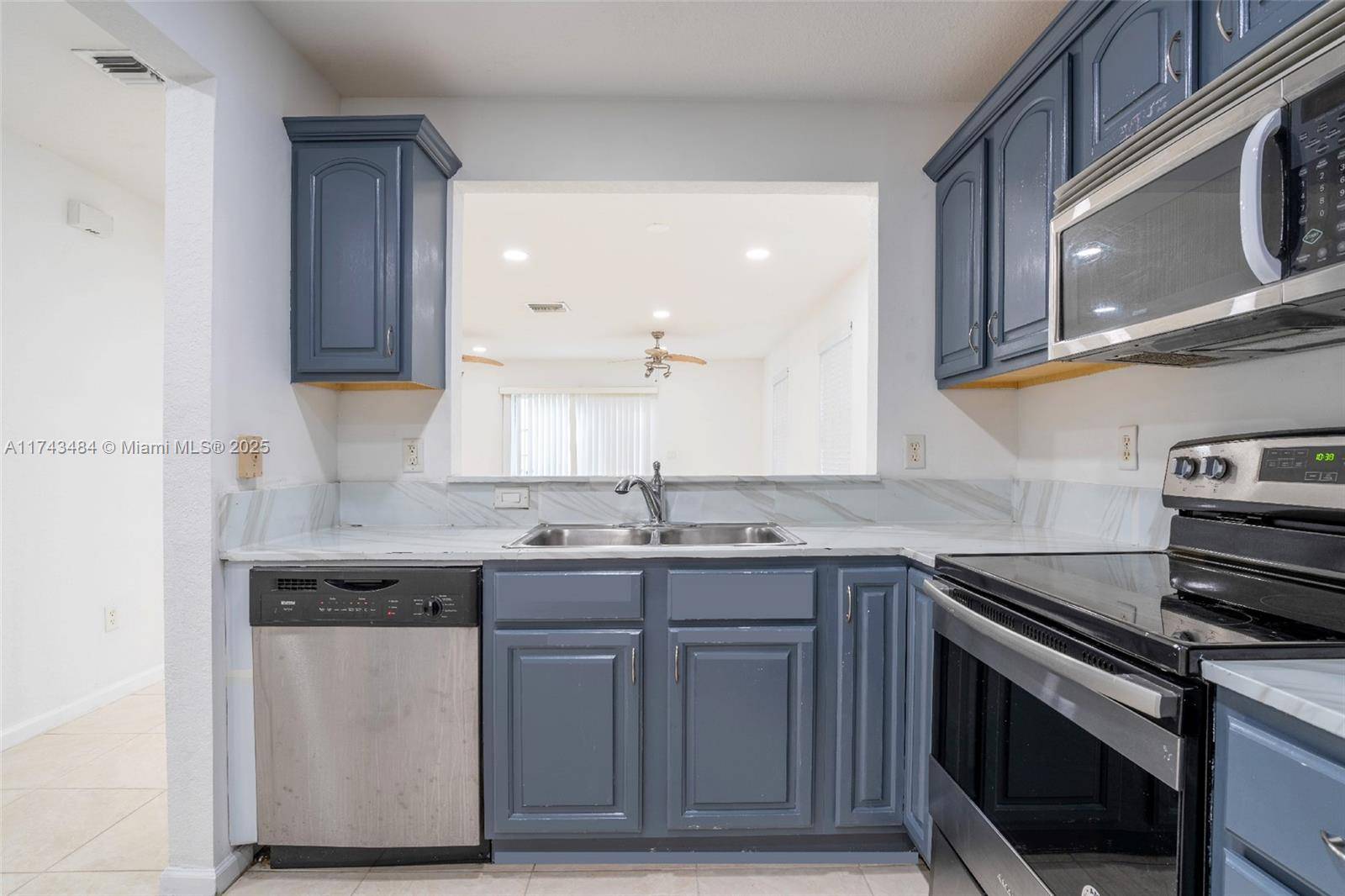 Margate, FL 33063,6619 Winfield Blvd #9-2