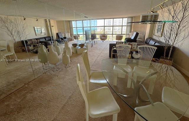 Miami Beach, FL 33141,6423 Collins Ave #809