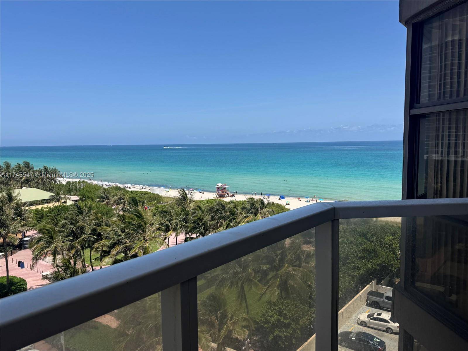 Miami Beach, FL 33141,6423 Collins Ave #809