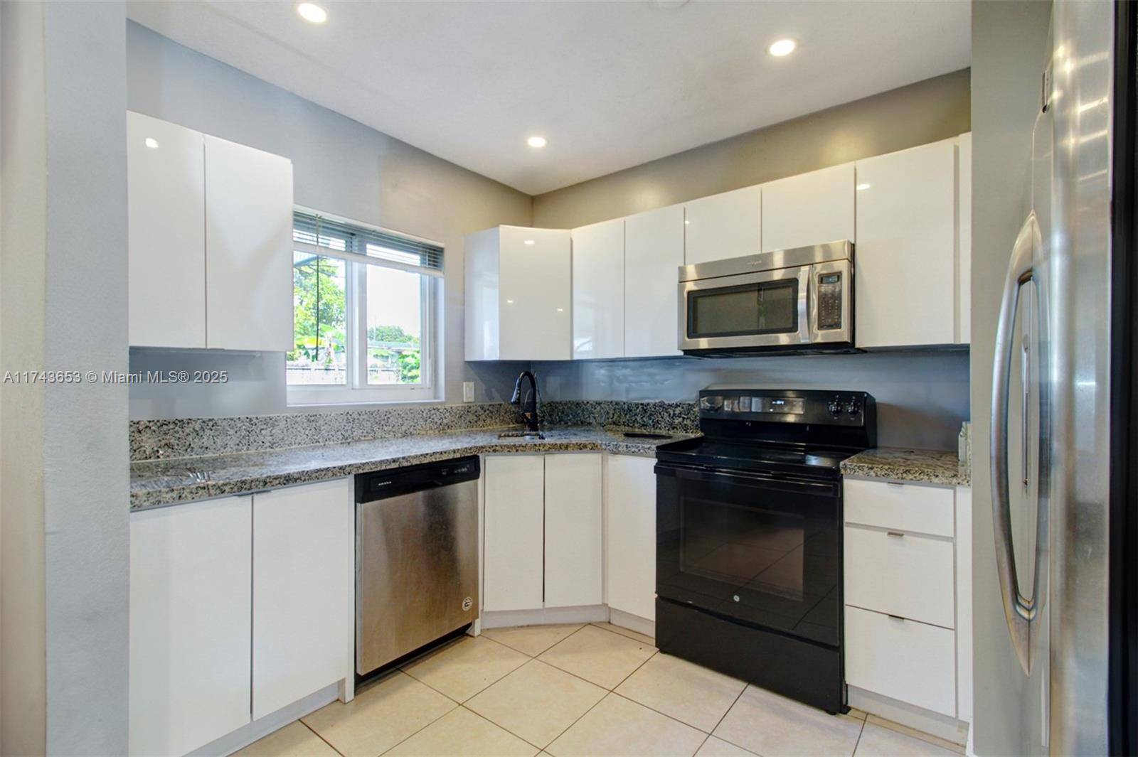 North Miami Beach, FL 33162,1431 NE 156th Ter