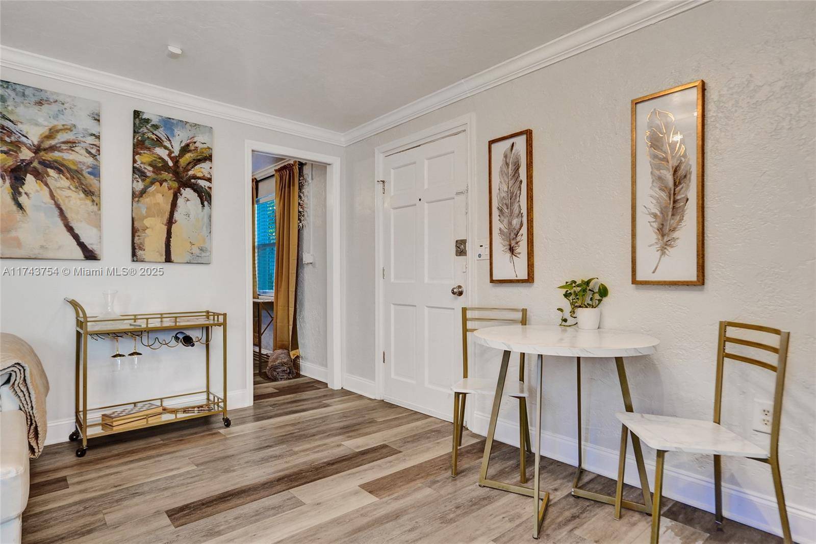 Wilton Manors, FL 33334,620 NE 28th St #106