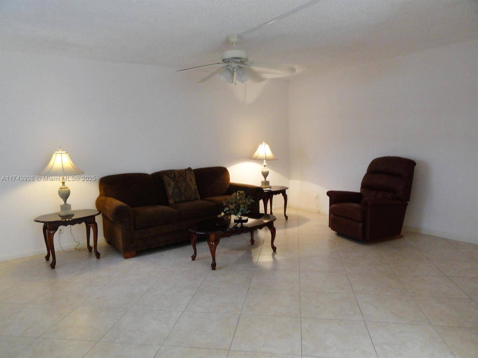 Delray Beach, FL 33484,642 N Normandy  N #642