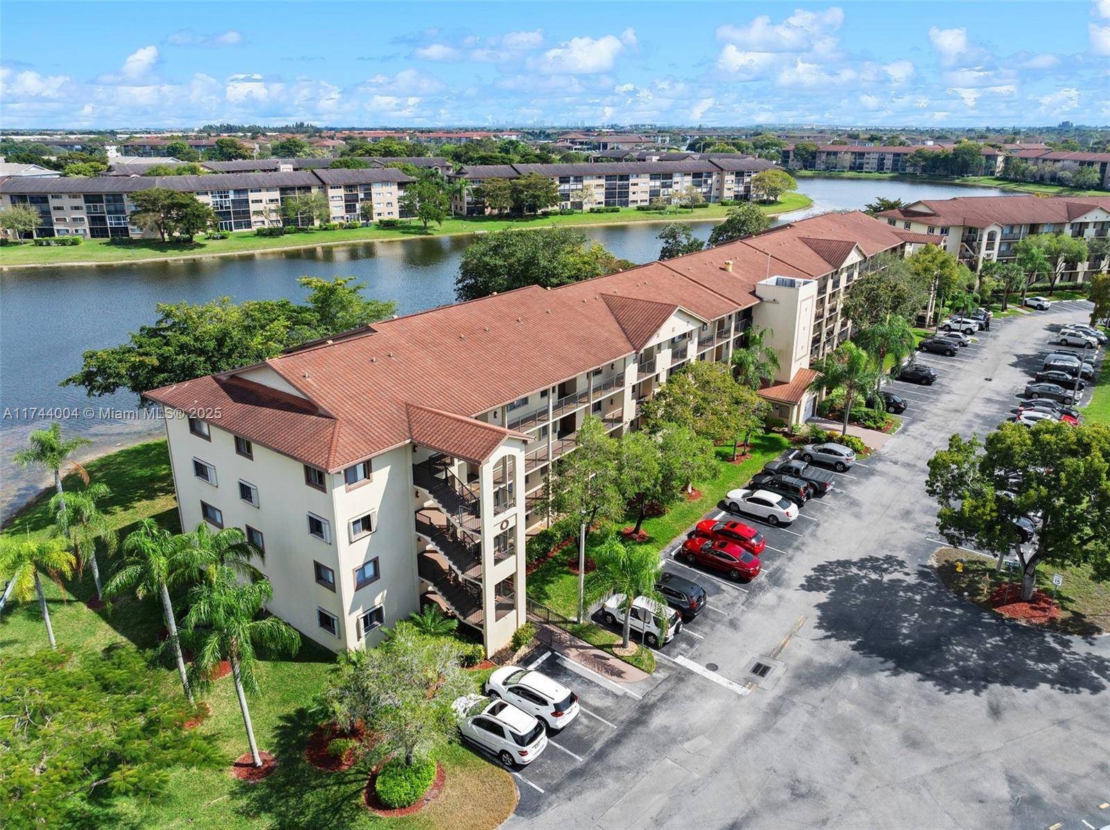 Pembroke Pines, FL 33027,801 SW 141 #101O