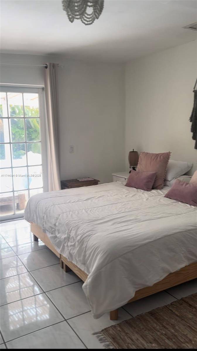 Key Biscayne, FL 33149,725 Fernwood Rd