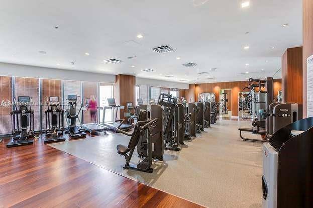 Miami, FL 33130,88 SW 7th St #3006