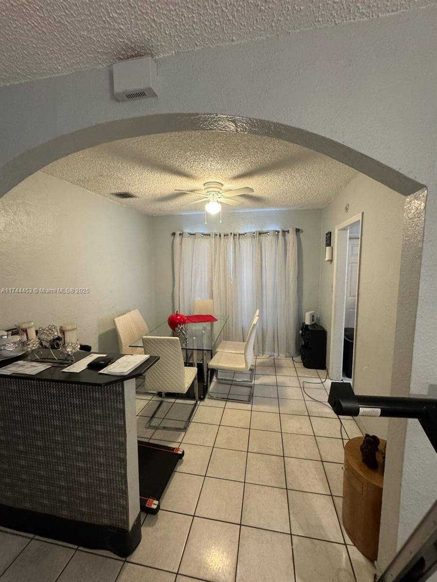 Miami, FL 33142,1234 NW 52nd St