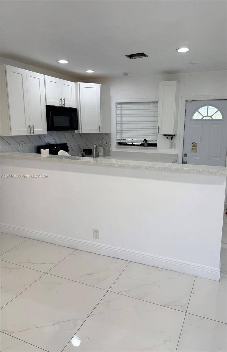 Lauderhill, FL 33311,3444 NW 4th Ct #0
