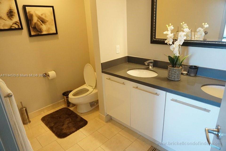 Miami, FL 33130,90 SW 3rd St #3505
