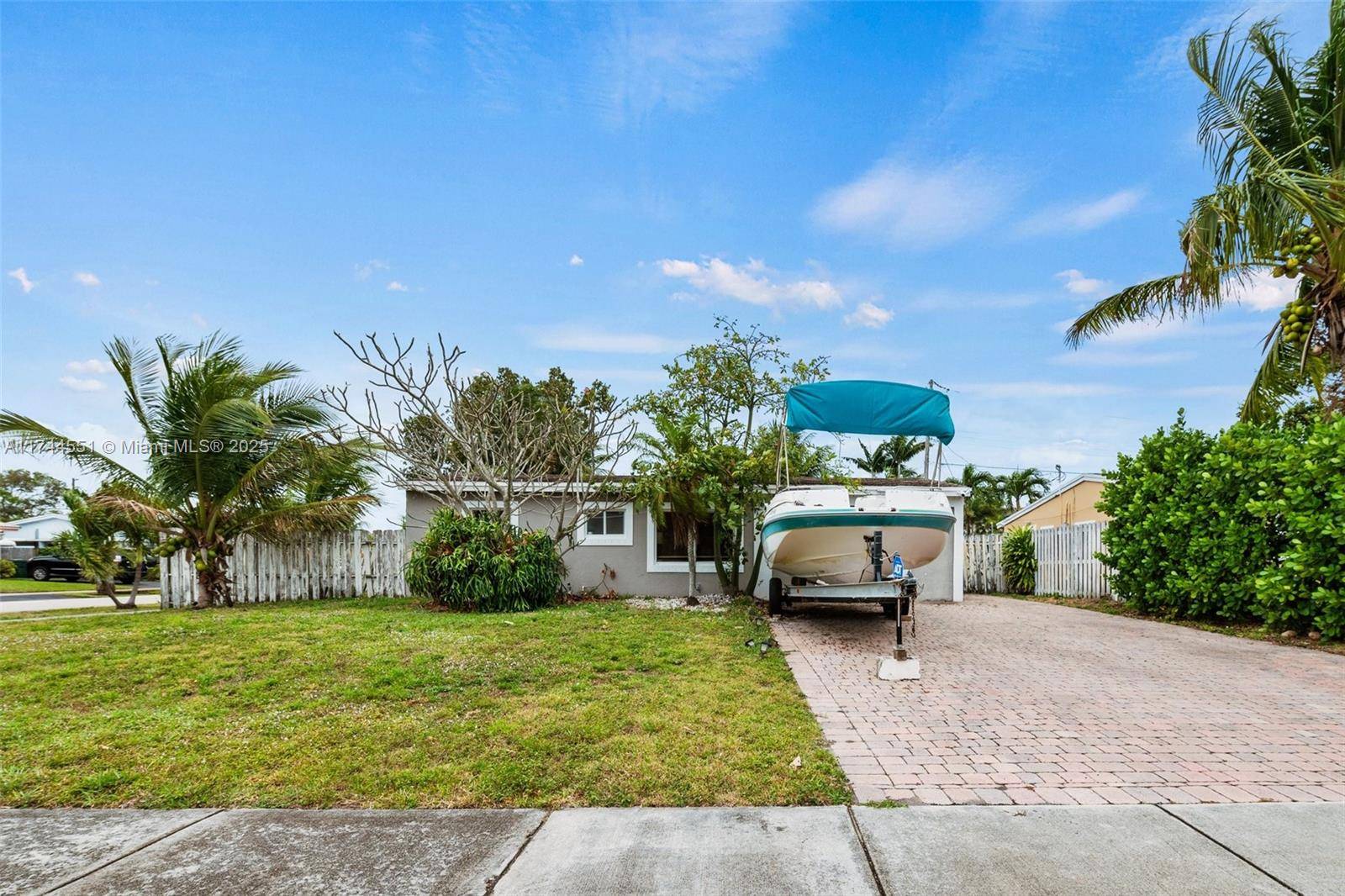 Oakland Park, FL 33334,5801 NE 3rd Ave