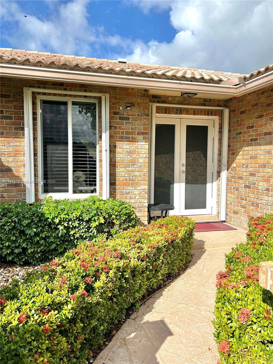 Plantation, FL 33322,1341 NW 98th Ave