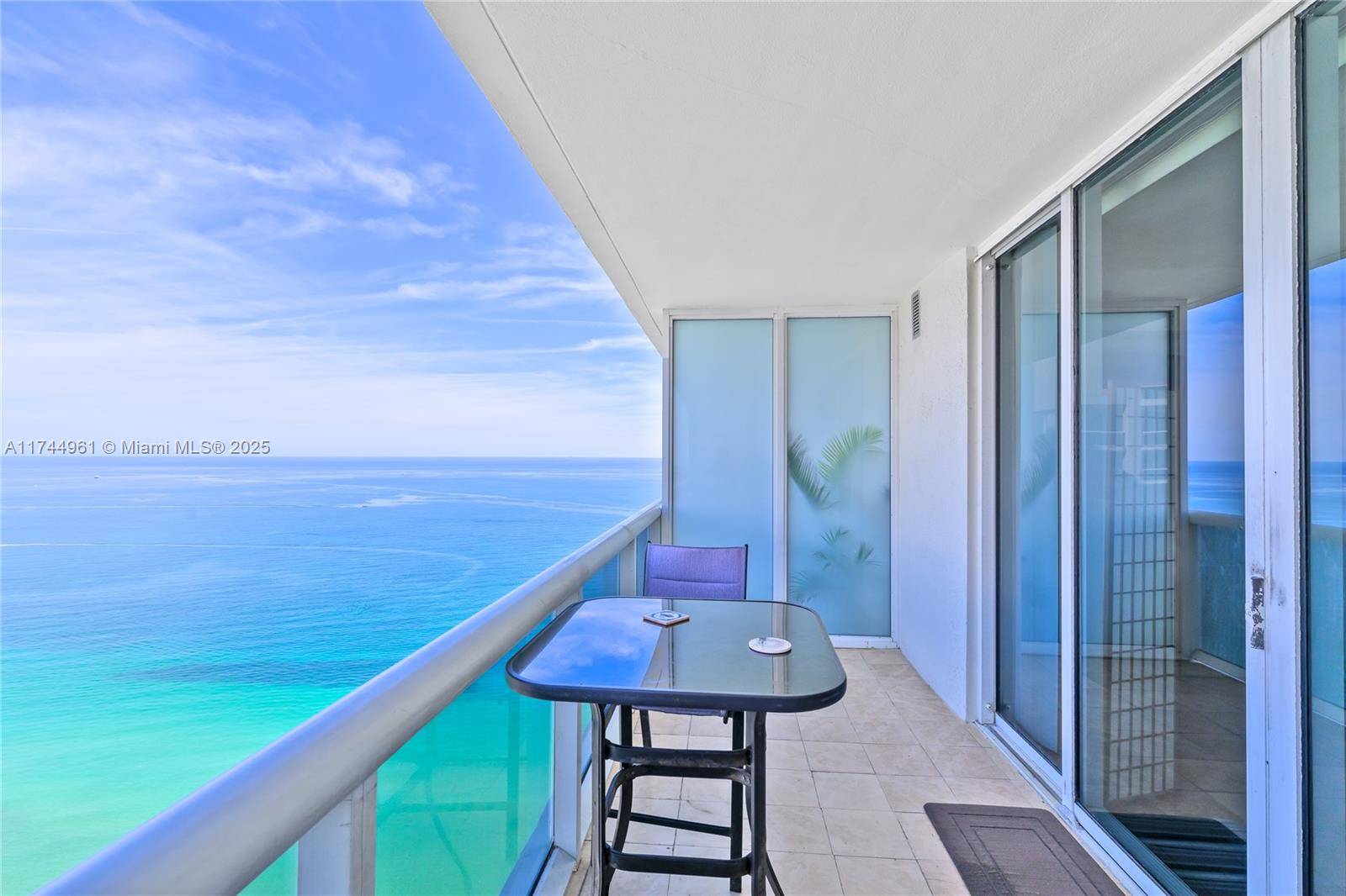 Hallandale Beach, FL 33009,1830 S Ocean Dr #4312