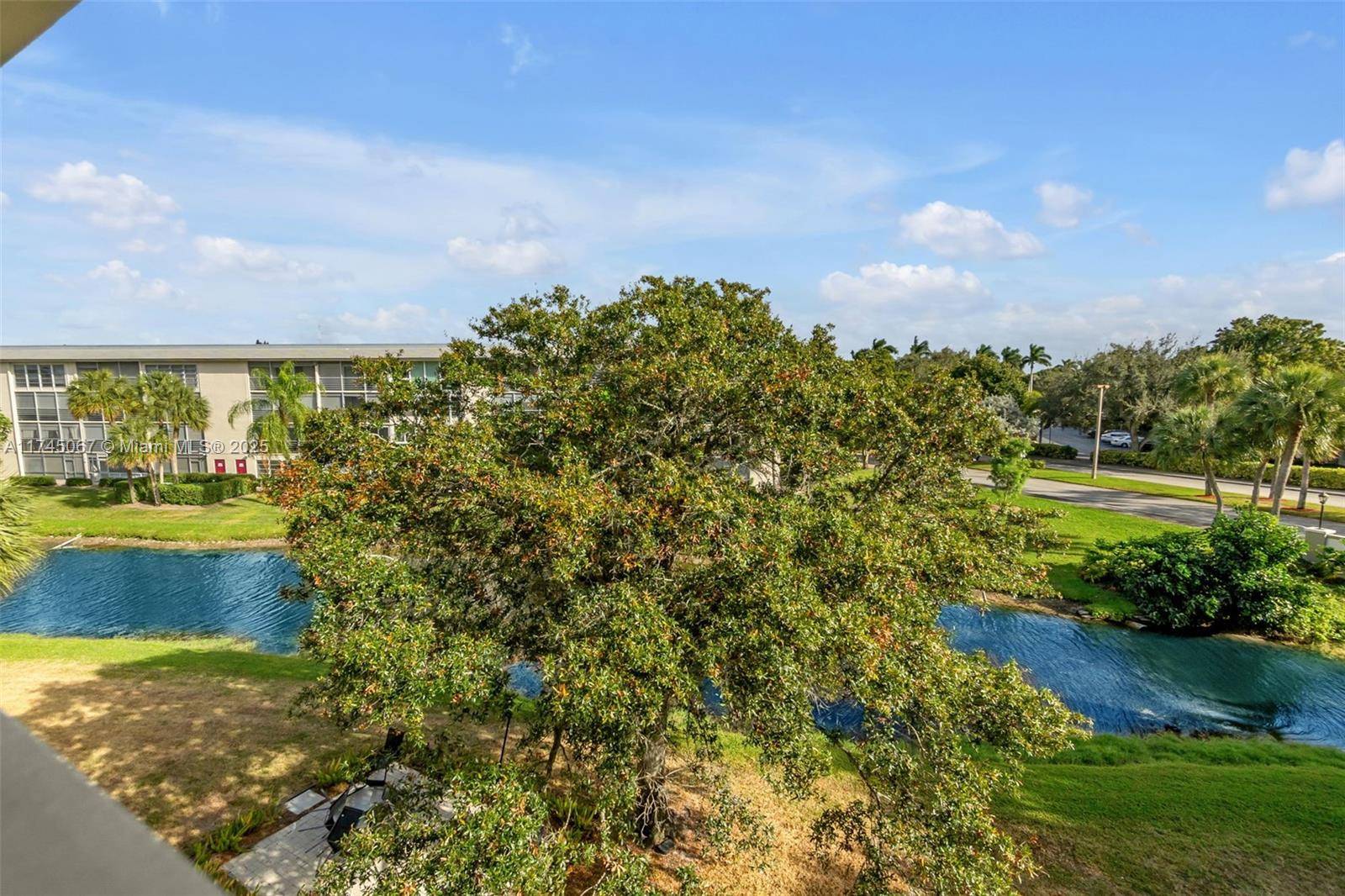 Coconut Creek, FL 33066,4401 Martinique Ct #C4