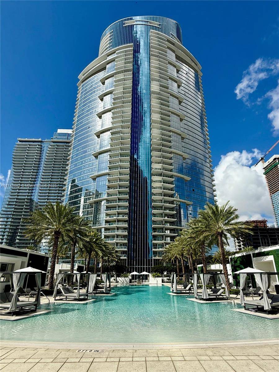 Miami, FL 33132,851 NE 1st Ave #1411