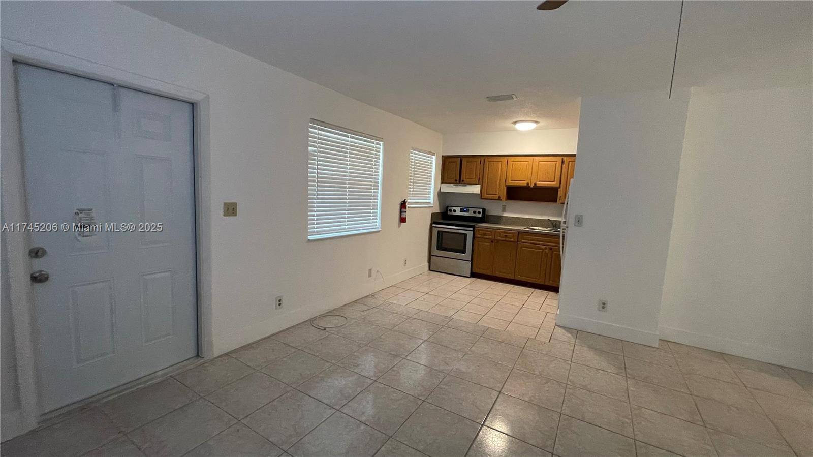 Lauderhill, FL 33313,5200 NW 16th St #5210