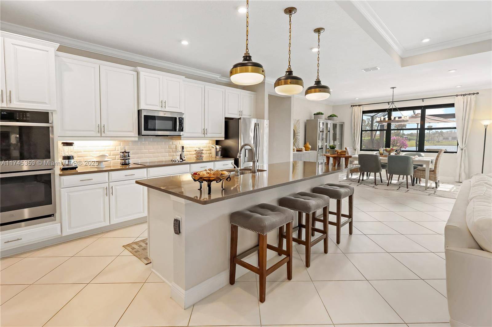 Vero Beach, FL 32966,6210 Arcadia Sq