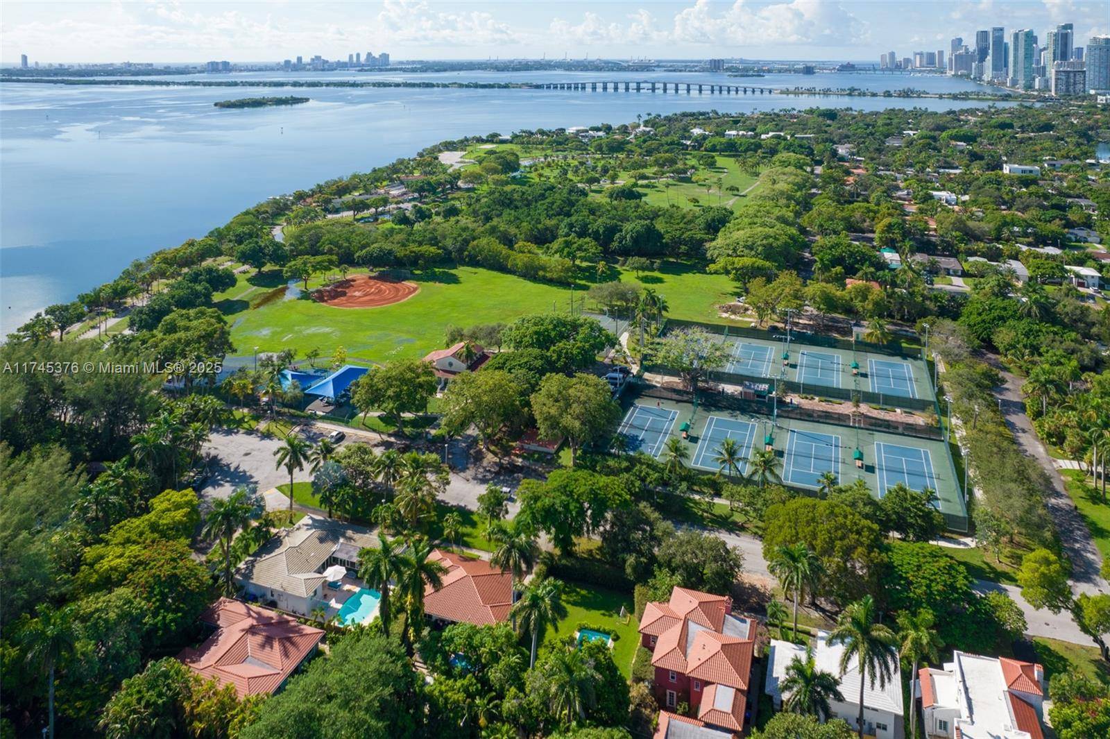 Miami, FL 33137,600 NE 57th St