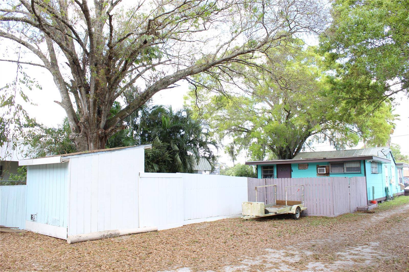 Fort Pierce, FL 34947,3325 Orange Ave