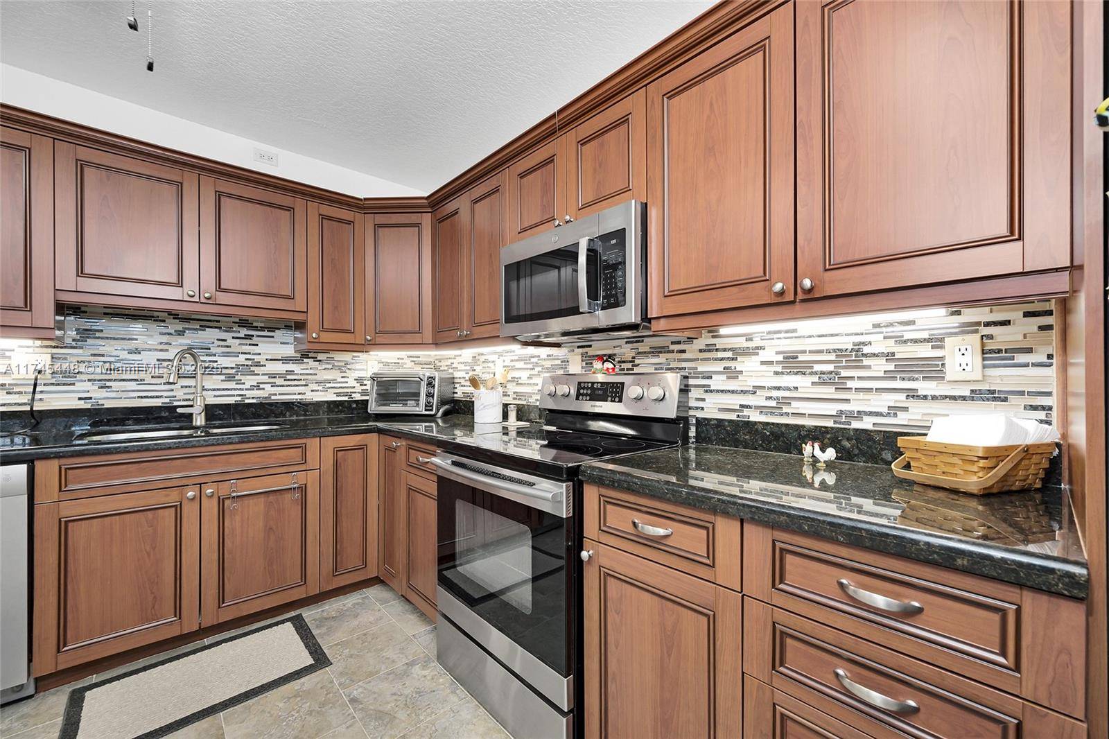 Fort Lauderdale, FL 33308,5208 NE 24th Ter #F318