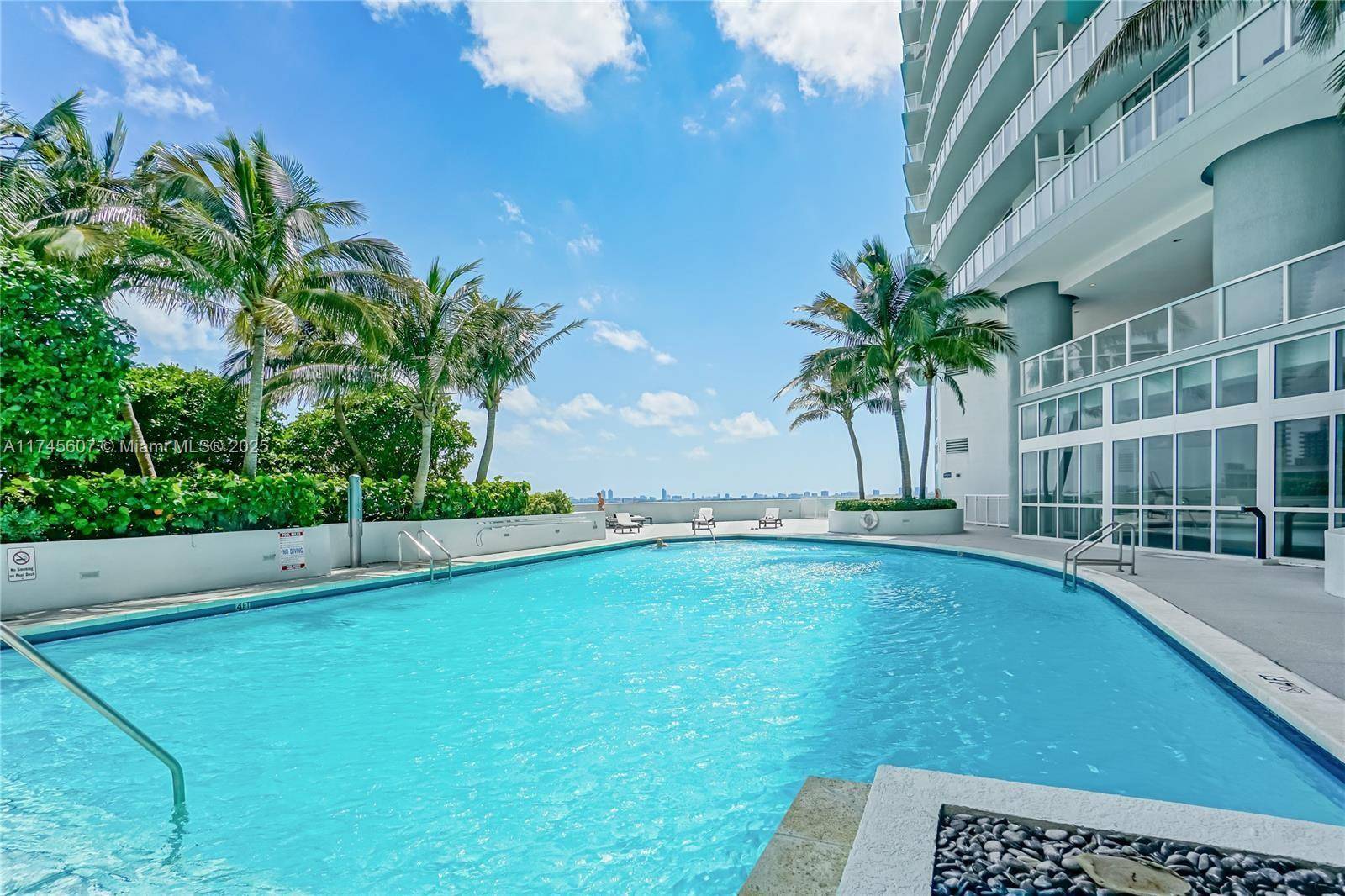 Miami, FL 33132,1900 N Bayshore Dr #5006