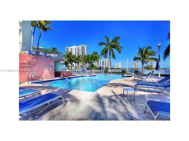Aventura, FL 33180,3370 HIDDEN BAY DR #605
