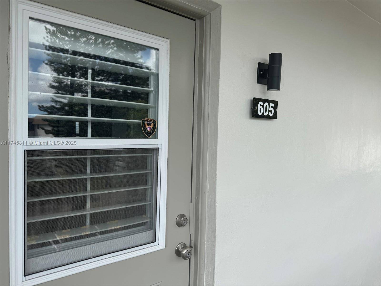 Lauderdale Lakes, FL 33319,3505 NW 48th Ave #605