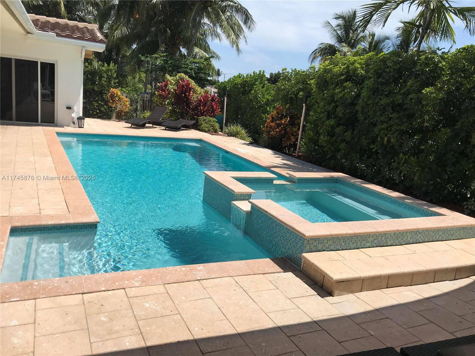 Miami Beach, FL 33141,1155 S Biscayne Point Rd