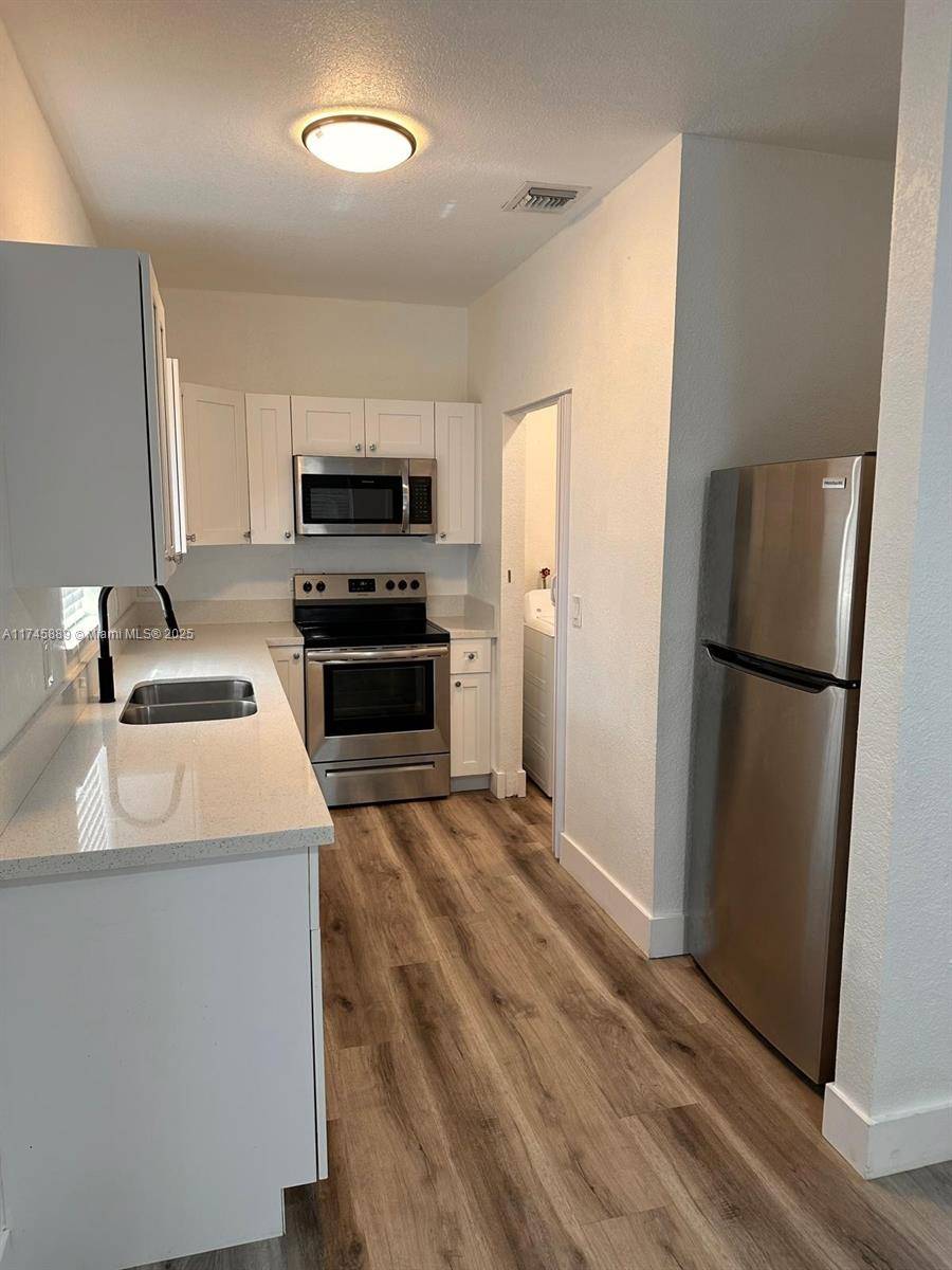 Miami, FL 33127,1161 NW 28th St #1161