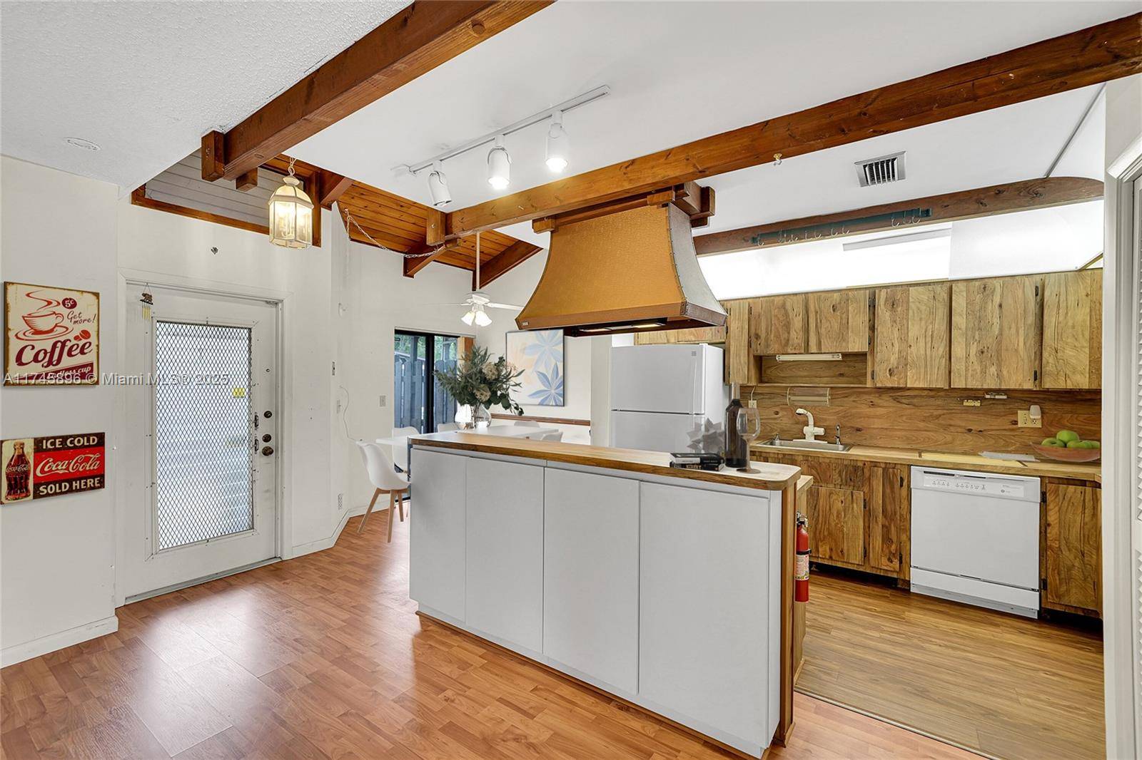 Hollywood, FL 33024,428 Briarwood Cir #4-27