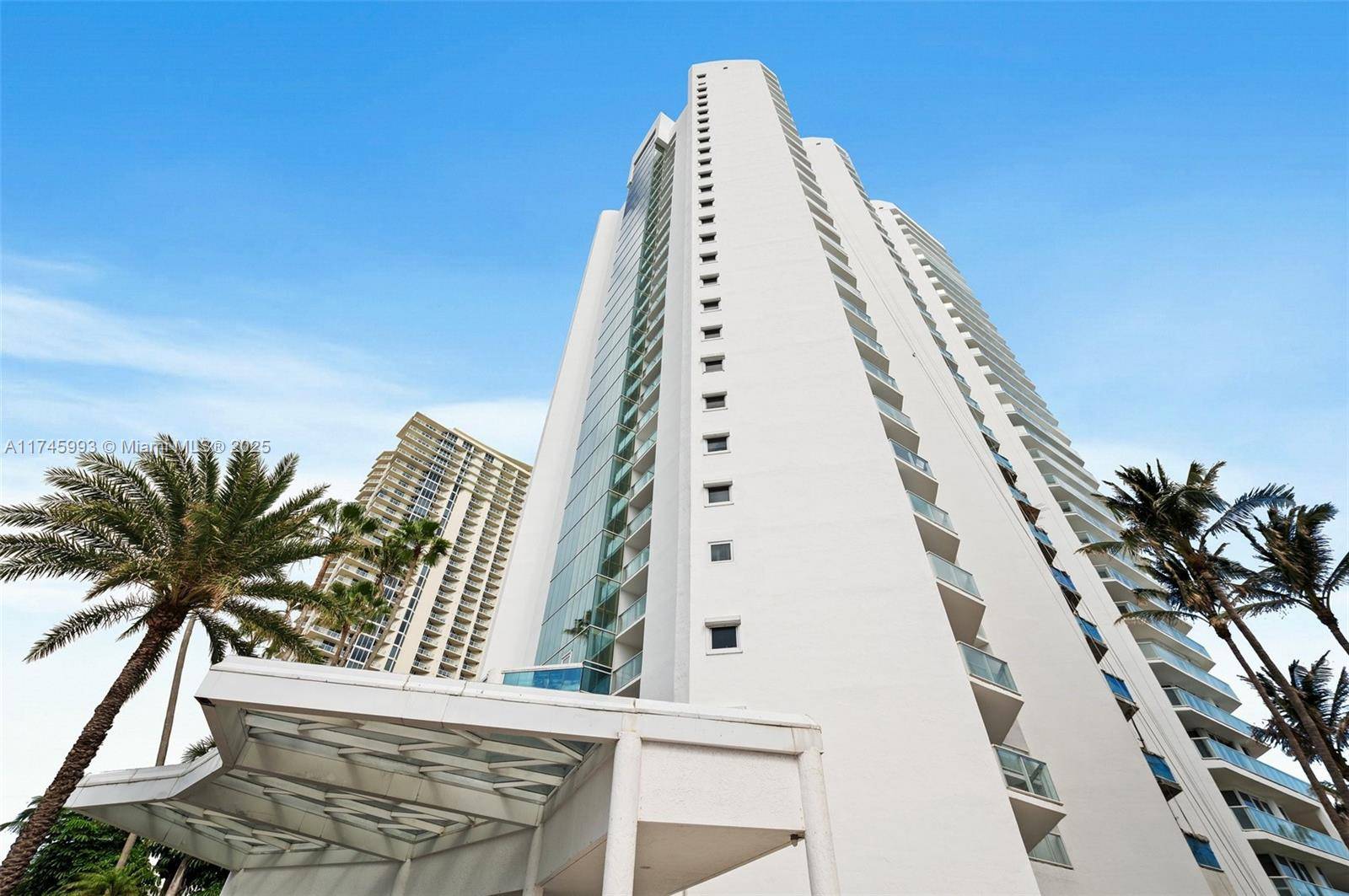 Sunny Isles Beach, FL 33160,16485 Collins Ave #736