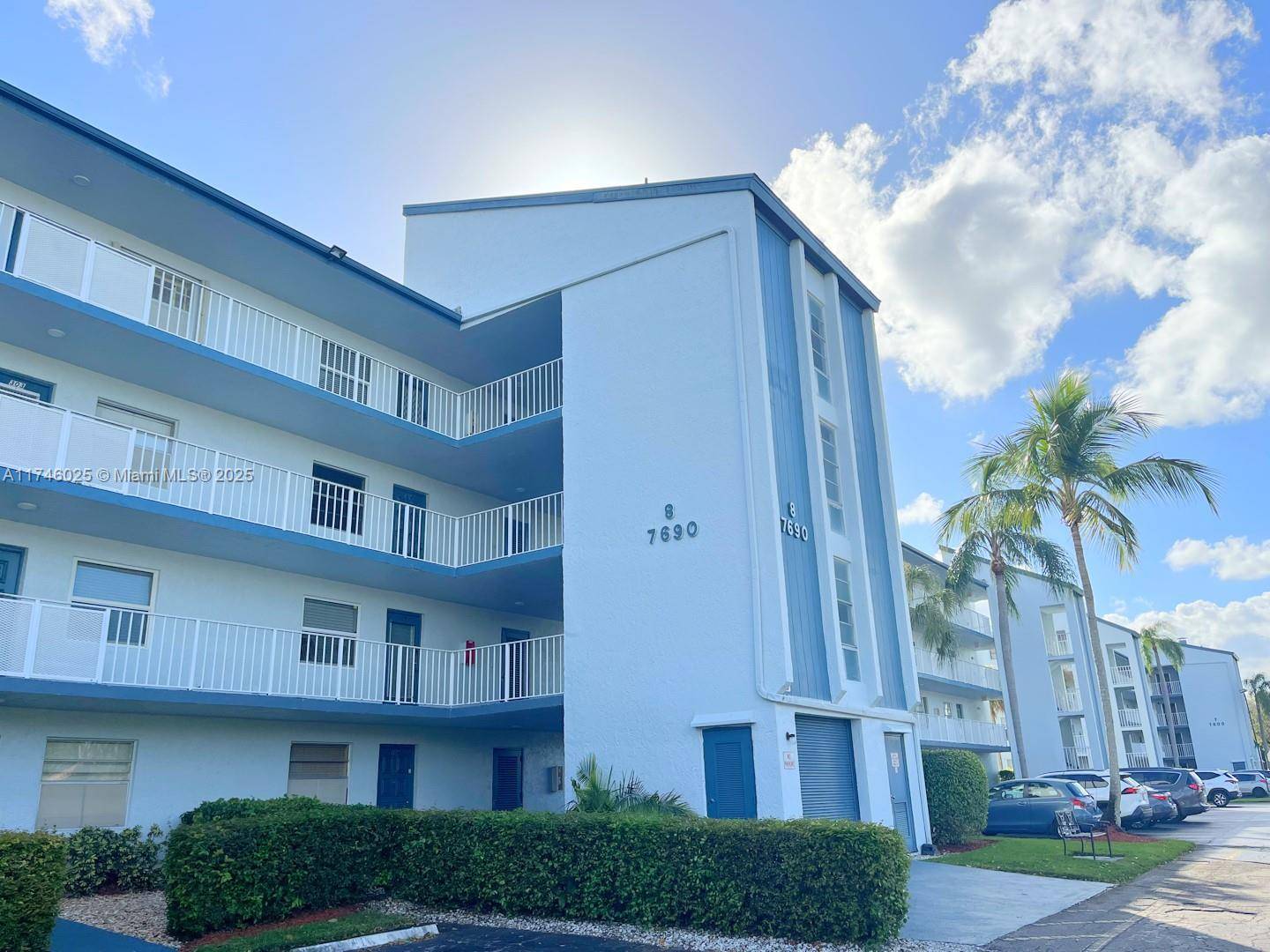 Margate, FL 33063,7690 NW 18th St #303