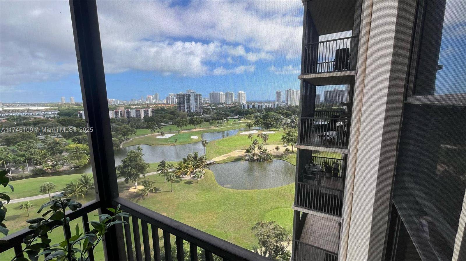 Aventura, FL 33180,20379 W Country Club Dr #1440