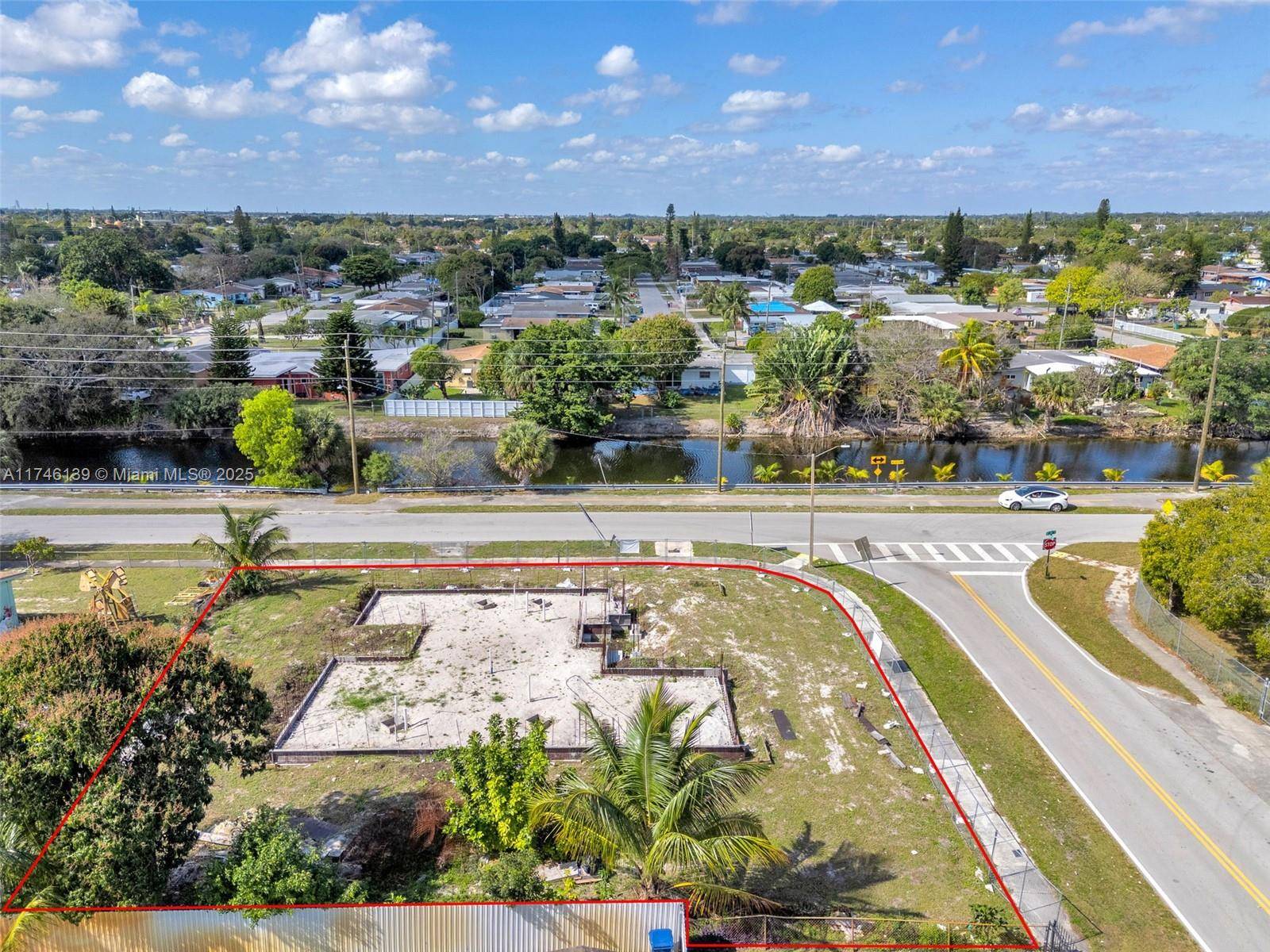 Miami Gardens, FL 33055,18721 NW 39th Ave