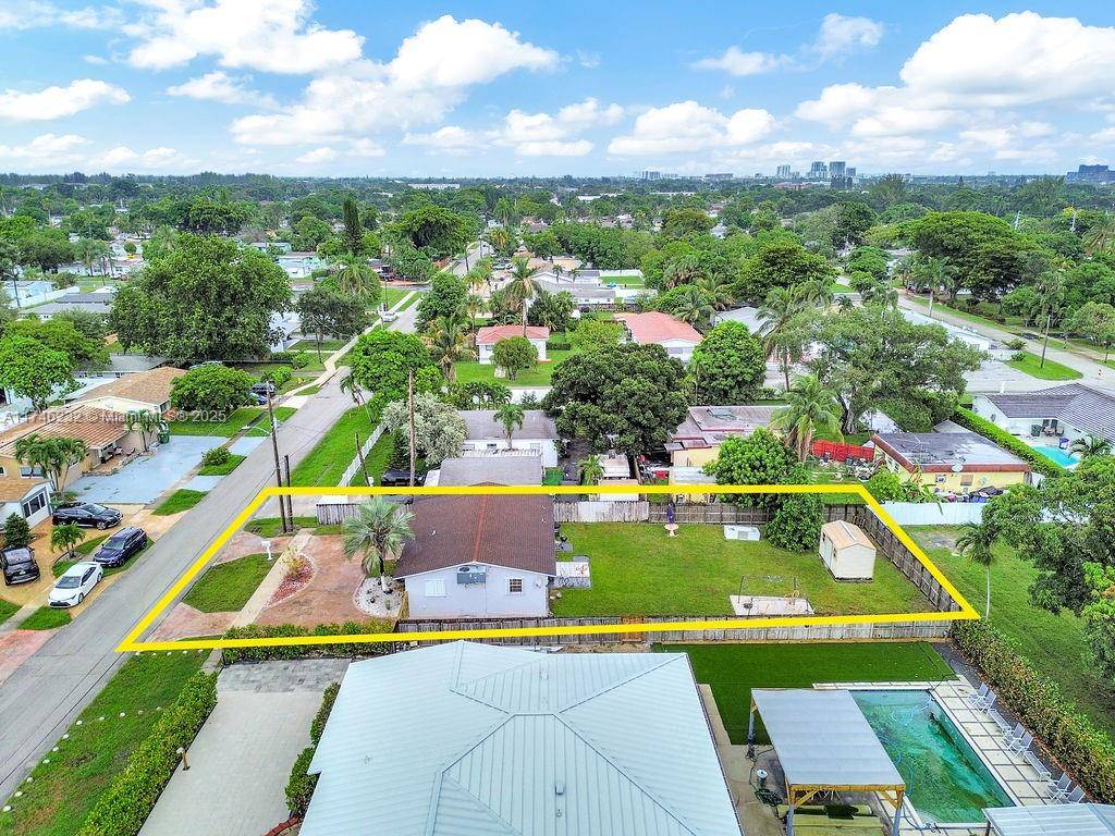 Hallandale Beach, FL 33009,713 SW 6th Ave