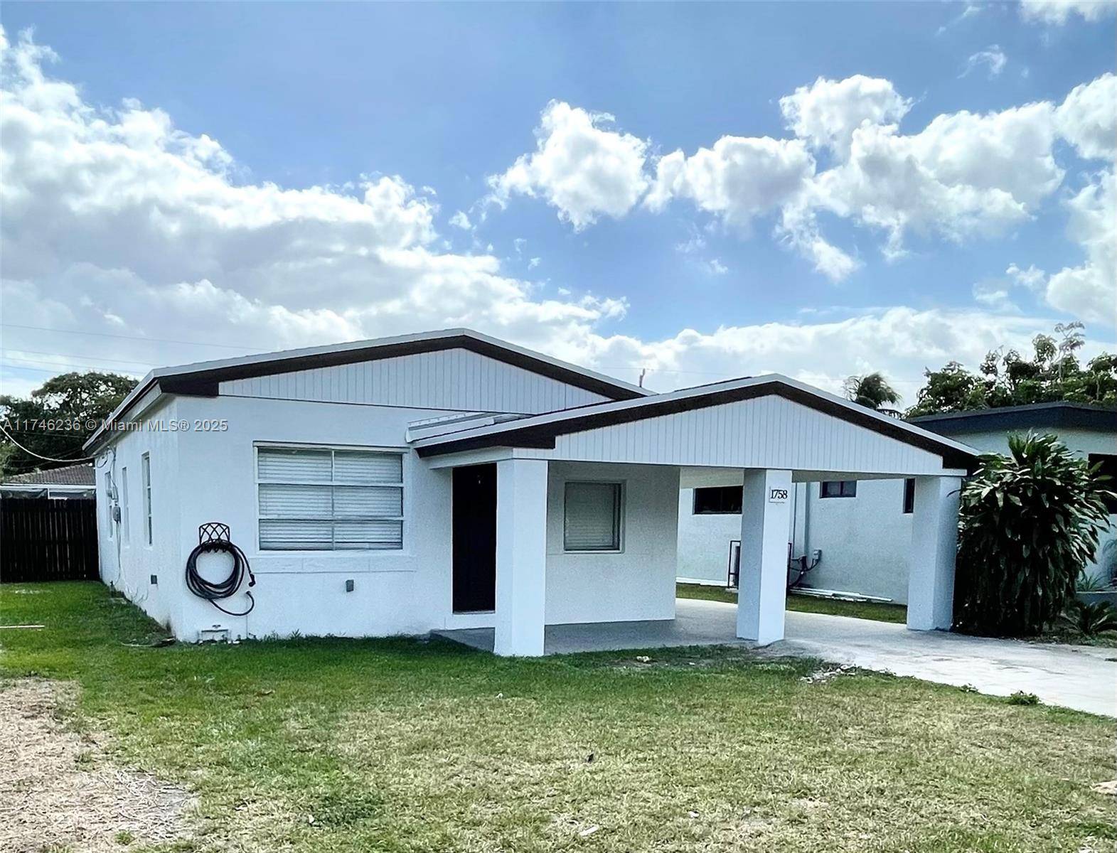 North Miami Beach, FL 33162,1758 NE 174th St